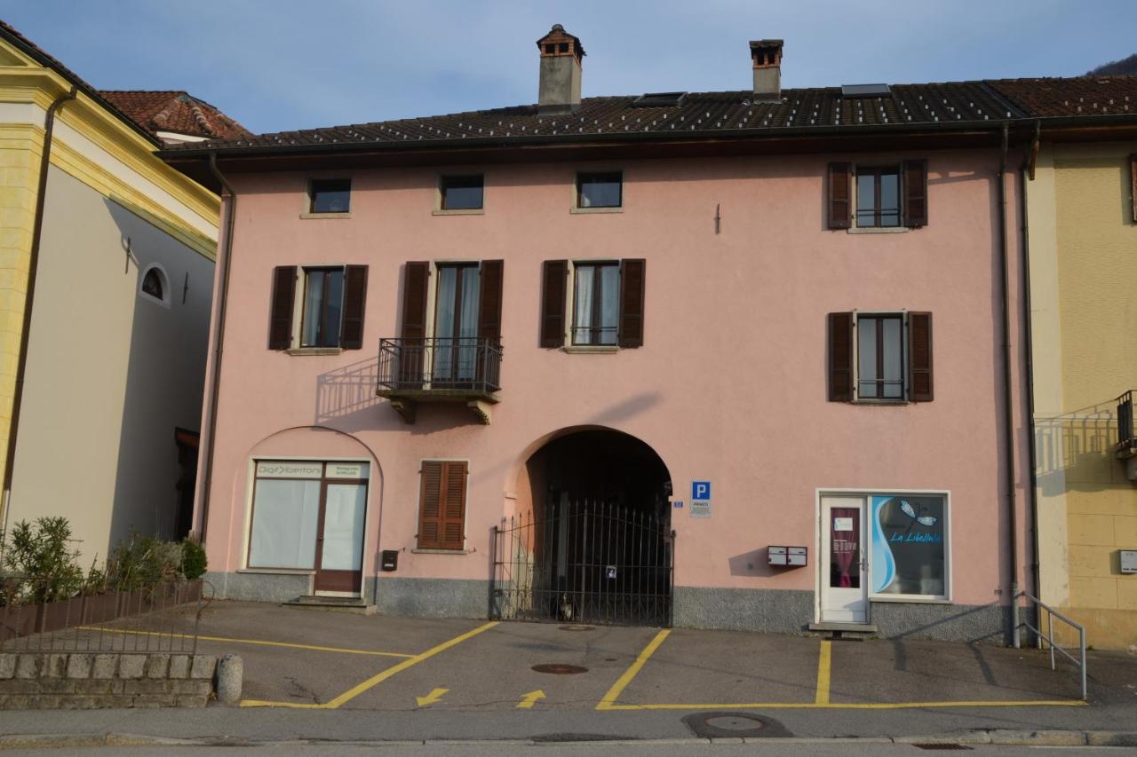 Bed and Breakfast Antica Sosta Dei Viandanti Cadenazzo Exterior foto